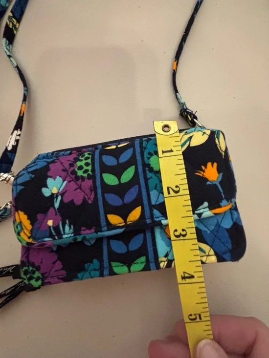 Vera Bradley Teal & Blue Floral Quilted Mini Wristlet Crossbody (Rare Find) - Picture 6 of 16